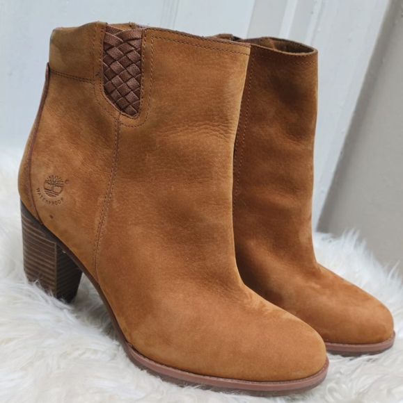 Timberland Earthkeeper Heeled Brown Leather Boots Size 10🌴✌️ - Picture 9 of 10